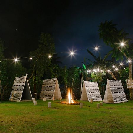 Your Brothers House Tribal Village Legazpi Esterno foto