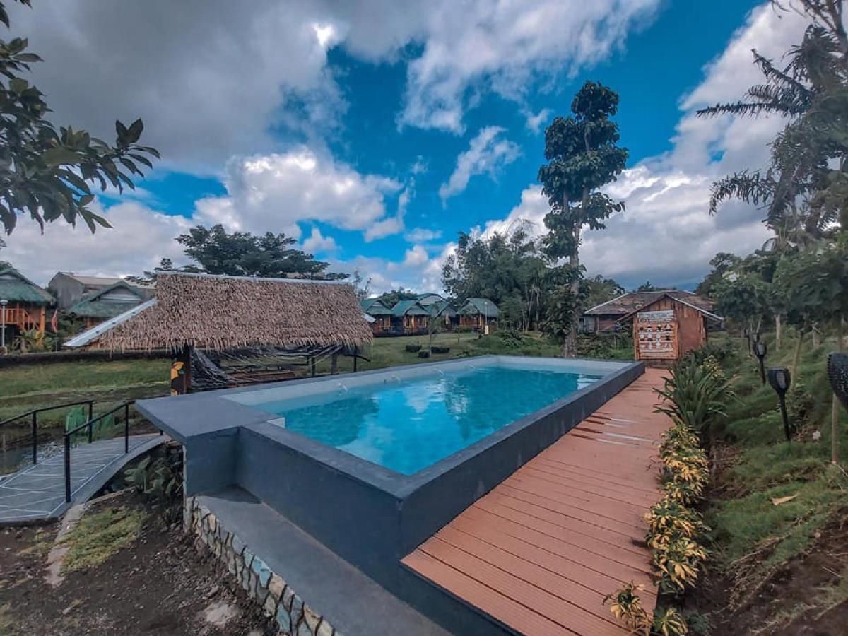 Your Brothers House Tribal Village Legazpi Esterno foto