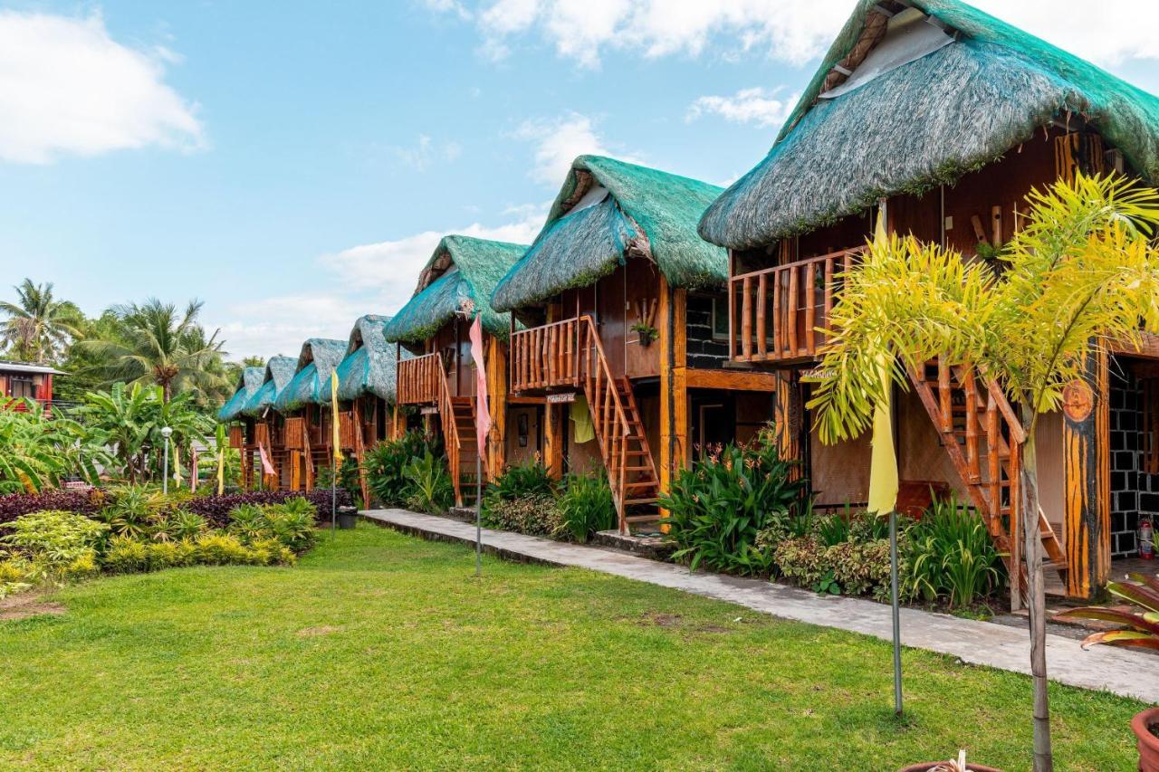 Your Brothers House Tribal Village Legazpi Esterno foto